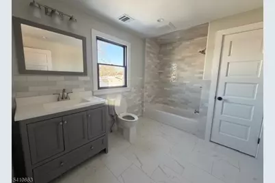 1122 East Blvd #A, Alpha, NJ 08865 - Photo 14