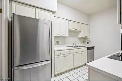 10 Smith Manor Blvd #107, West Orange Township, NJ 07052 - Photo 12