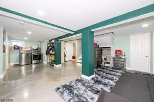 32 Newfield St, East Orange, NJ 07017 - Photo 24