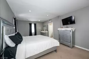 32 Newfield St, East Orange, NJ 07017 - Photo 16