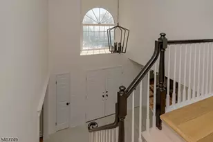 7 Sycamore Way, Warren Township, NJ 07059 - Photo 4