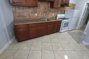 588 S 10th St, Newark, NJ 07103 - Photo 6