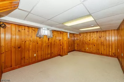 5 Beechwood Dr, Roxbury Township, NJ 07876 - Photo 14
