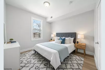 327 S 19th St, Newark, NJ 07103 - Photo 12