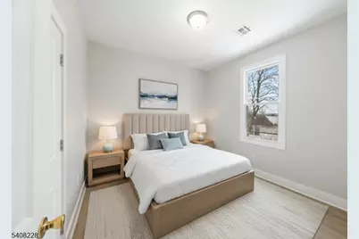 327 S 19th St, Newark, NJ 07103 - Photo 16