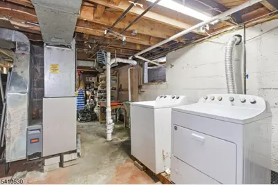 909 Seymour Ave, Linden, NJ 07036 - Photo 14