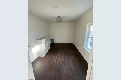 172 Brookside Ave, Irvington, NJ 07111 - Photo 4