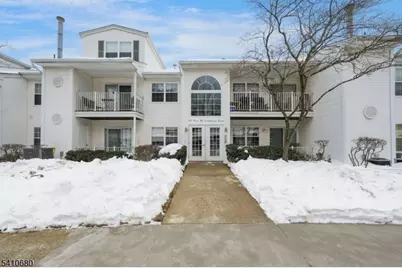 51 Crestview Ln, Mount Arlington, NJ 07856 - Photo 1