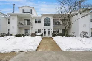 51 Crestview Ln, Mount Arlington, NJ 07856 - Photo 1