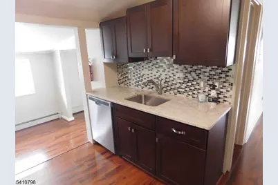 24 Hutchinson Ave, Hawthorne, NJ 07506 - Photo 8