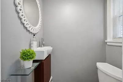 11 Overlook Ter, Maplewood, NJ 07040 - Photo 24