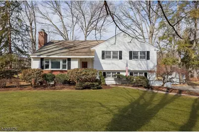 49 Overlook Rd, Morristown, NJ 07960 - Photo 1