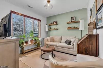 63 Cherrywood Dr, Franklin Township, NJ 08873 - Photo 16