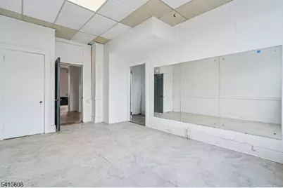 330 Glenwood Ave, Bloomfield, NJ 07003 - Photo 14