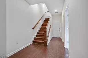 28 Gala Ct, Livingston, NJ 07039 - Photo 20