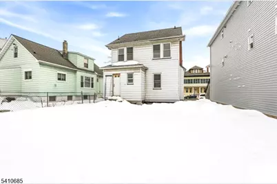 338 E 19th St, Paterson, NJ 07524 - Photo 28