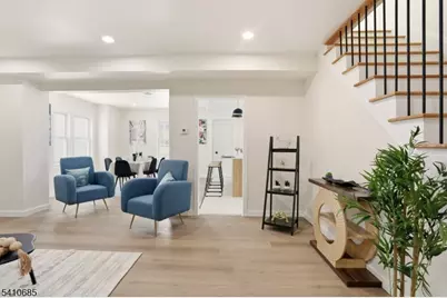 338 E 19th St, Paterson, NJ 07524 - Photo 8