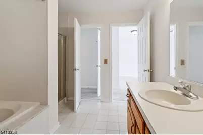 220 Harvard Dr, Independence Township, NJ 07840 - Photo 10