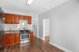 51 Schley St, Newark, NJ 07112 - Photo 18