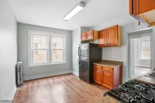 51 Schley St, Newark, NJ 07112 - Photo 16