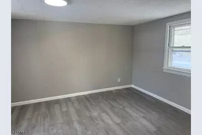 7 Daretown Rd, West Milford, NJ 07421 - Photo 6