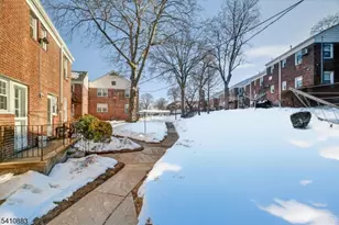 145 River Dr, Elmwood Park, NJ 07407 - Photo 2