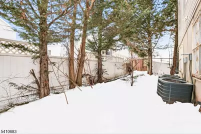 215 Hillside Ave, Newark, NJ 07108 - Photo 50