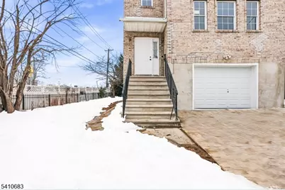 215 Hillside Ave, Newark, NJ 07108 - Photo 4