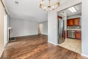 55 Sage Ct, Bedminster Township, NJ 07921 - Photo 10