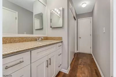 55 Sage Court, Bedminster Township, NJ 07921 - Photo 16