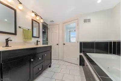 12 Brainard St, Phillipsburg, NJ 08865 - Photo 10