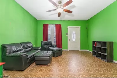 12 Brainard St, Phillipsburg, NJ 08865 - Photo 4