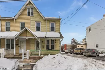 12 Brainard St, Phillipsburg, NJ 08865 - Photo 2