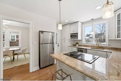 731 Woodland Ave, Roselle Park, NJ 07204 - Photo 14