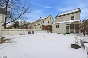 731 Woodland Ave, Roselle Park, NJ 07204 - Photo 28