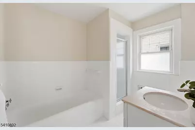 731 Woodland Ave, Roselle Park, NJ 07204 - Photo 22