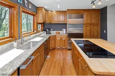 1 Fawn Ridge Rd, Clinton Township, NJ 08833 - Photo 18