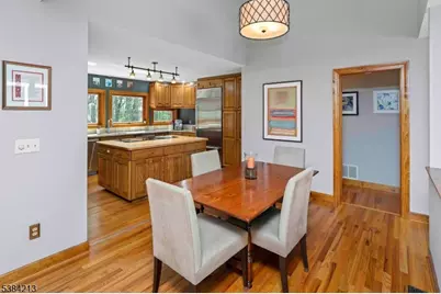 1 Fawn Ridge Rd, Clinton Township, NJ 08833 - Photo 4