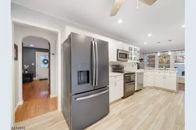 6 Alwood St, Roxbury Township, NJ 07876 - Photo 6