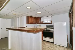 113 Columbia Ave, Cranford Township, NJ 07016 - Photo 32