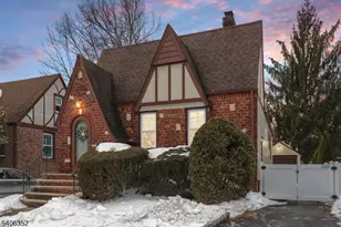 113 Columbia Ave, Cranford Township, NJ 07016 - Photo 2