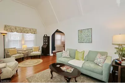 113 Columbia Ave, Cranford Township, NJ 07016 - Photo 6