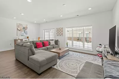 48 Harvest Way, Little Falls Township, NJ 07424 - Photo 4