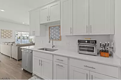 48 Harvest Way, Little Falls Township, NJ 07424 - Photo 14