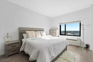 1 Carriage City Plz, Rahway, NJ 07065 - Photo 8