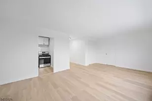 275 Prospect St, East Orange, NJ 07017 - Photo 4