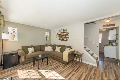 41 Ferris Ln, Jefferson Township, NJ 07438 - Photo 6