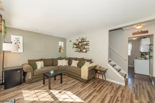 41 Ferris Ln, Jefferson Township, NJ 07438 - Photo 6