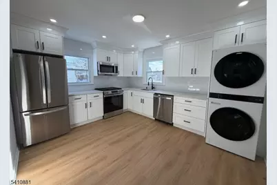 10 Underhill Ct #2, Nutley, NJ 07110 - Photo 1