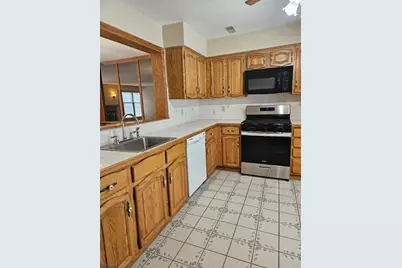 95 Laurelwood Ct, Rockaway Township, NJ 07866 - Photo 8